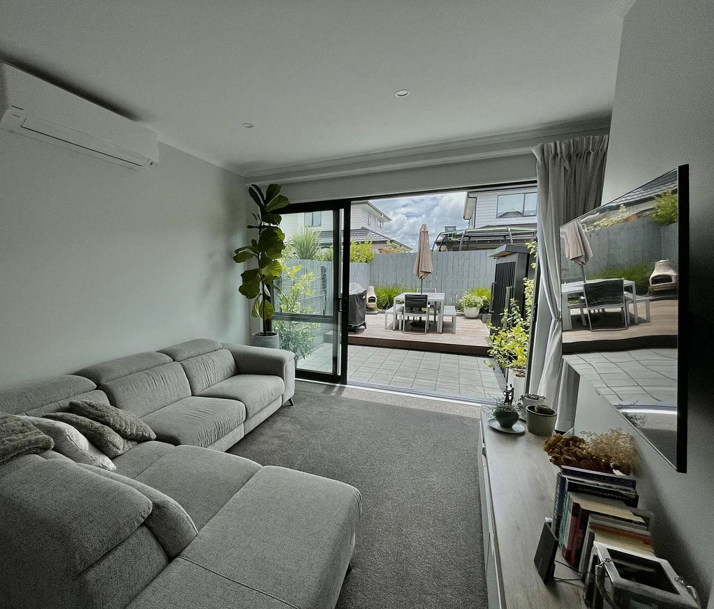 2 Bedroom, 1 bathroom Townhouse