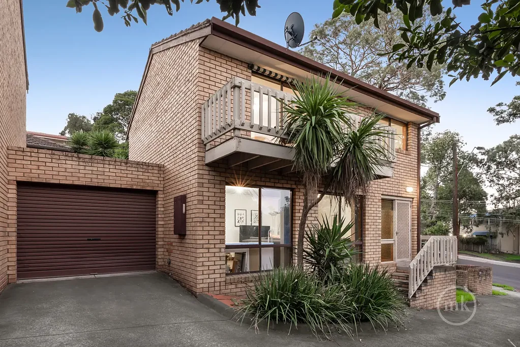 Greensborough 2ห้องนอน A Front Row Position For Greensborough Living!