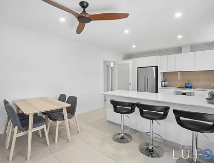 2/67 Groom Street, Hughes, ACT 2605, 3房, 2浴, Townhouse