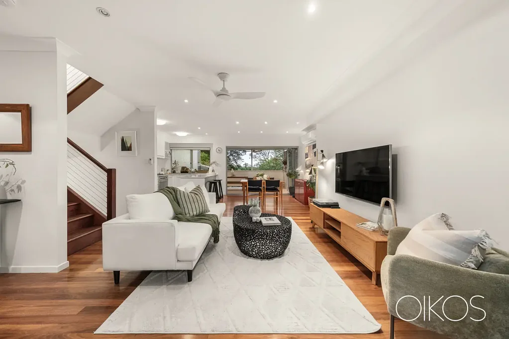 Ashgrove 3Kwarto MODERN TOWNHOUSE RETREAT WITH CITY VIEWS IN PRIME LOCATION