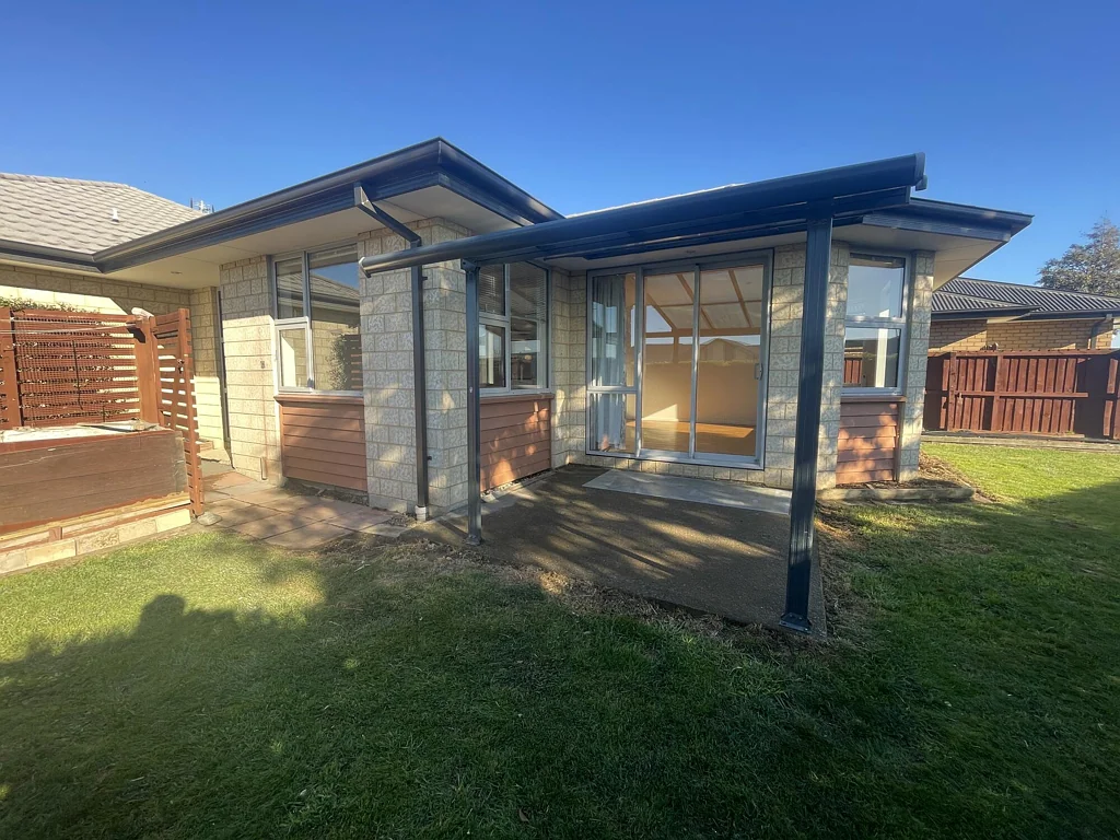 Modern, Private and Well Located
