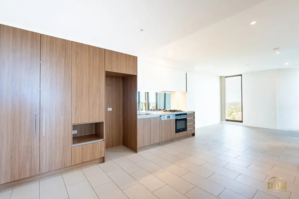 Executive One Bedroom Apartment Offering Convenience and Comfort for LEASE