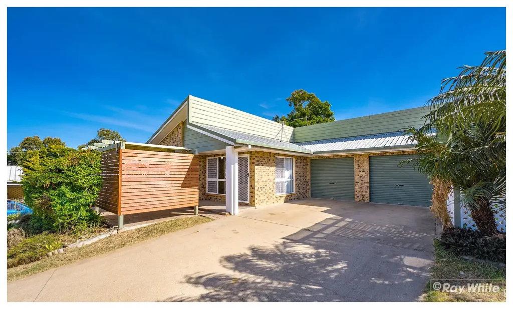 1/3 Catt Crescent, Kawana, QLD 4701