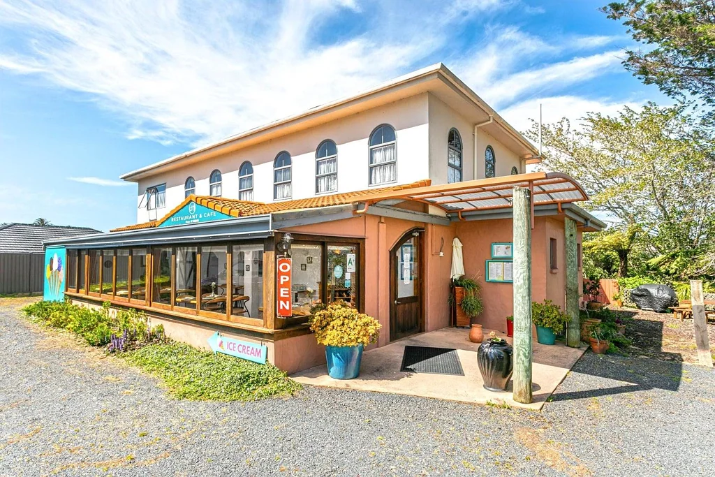 Waihi FREEHOLD RESTAURANT WITH ACCOMMODATION