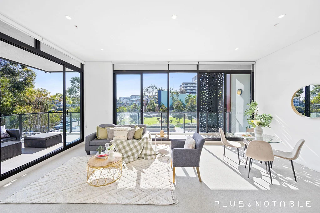 Ryde Luxury Riverside Living with Breathtaking Views