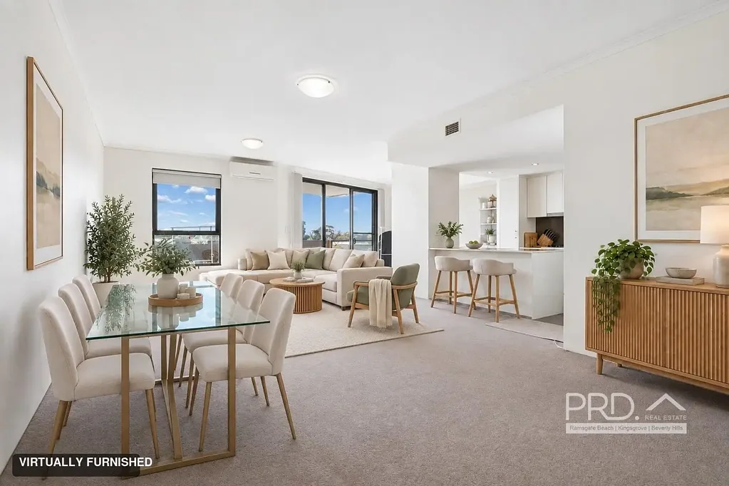 Kingsgrove 2Kwarto NORTH-EAST FACING DOUBLE BRICK APARTMENT WITH TWO BALCONIES