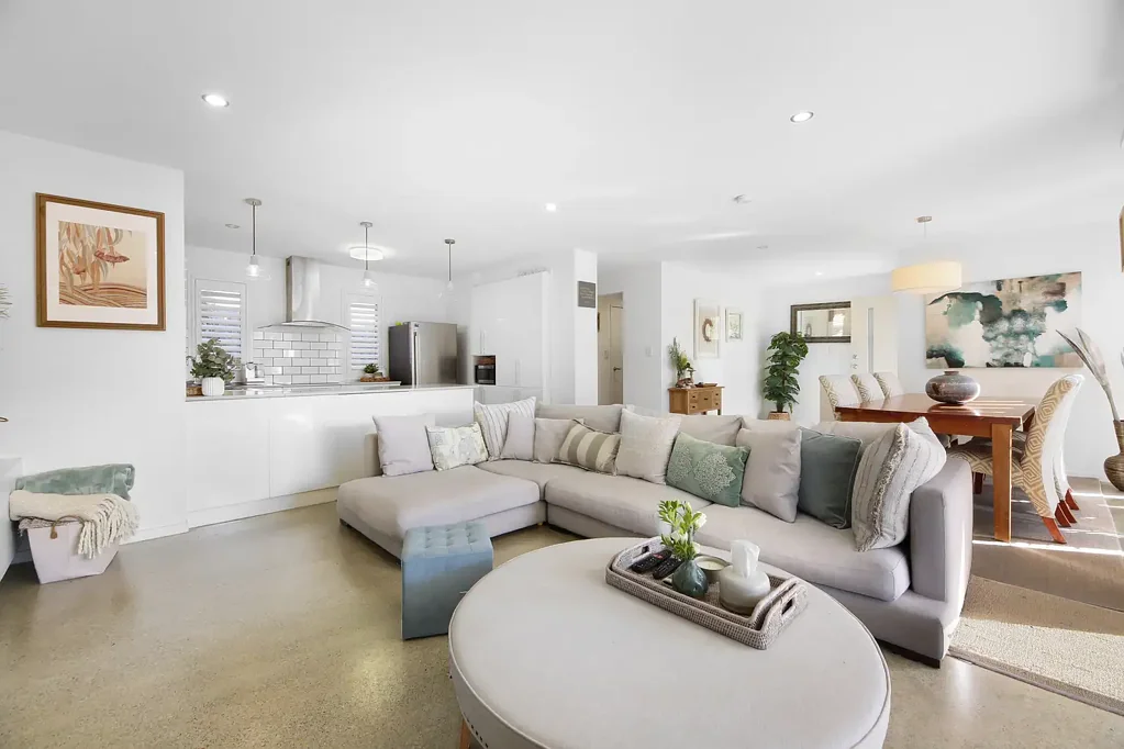 Benowa 3房  Lifestyle Meets Location in the Heart of Benowa