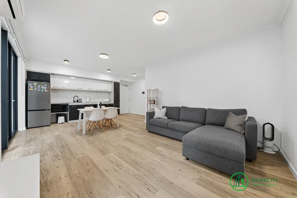 Cannington 1 Slaapkamer MODERN & STYLISH APARTMENT ! WALK TO WESTFIELD CAROUSEL ! SUPER CONVENIENT LOCATION!!