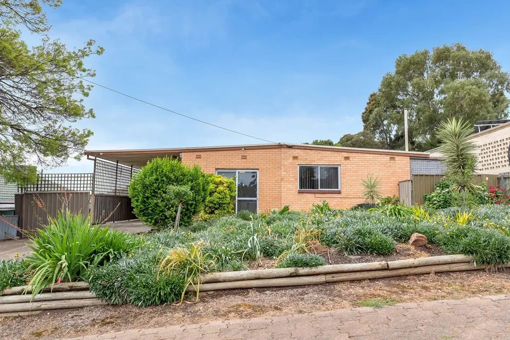 Para Hills 3Habitaciones Comfortable Living with Fantastic Outdoor Entertaining