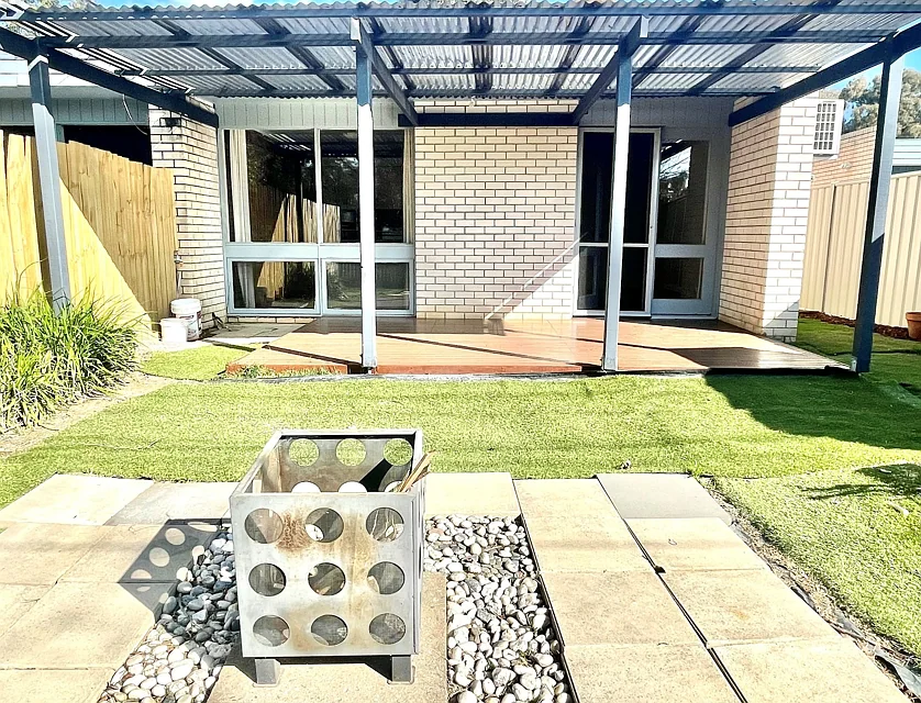 2/14 Wenholz Street, Farrer, Woden Valley District, 2房, 1浴, Townhouse