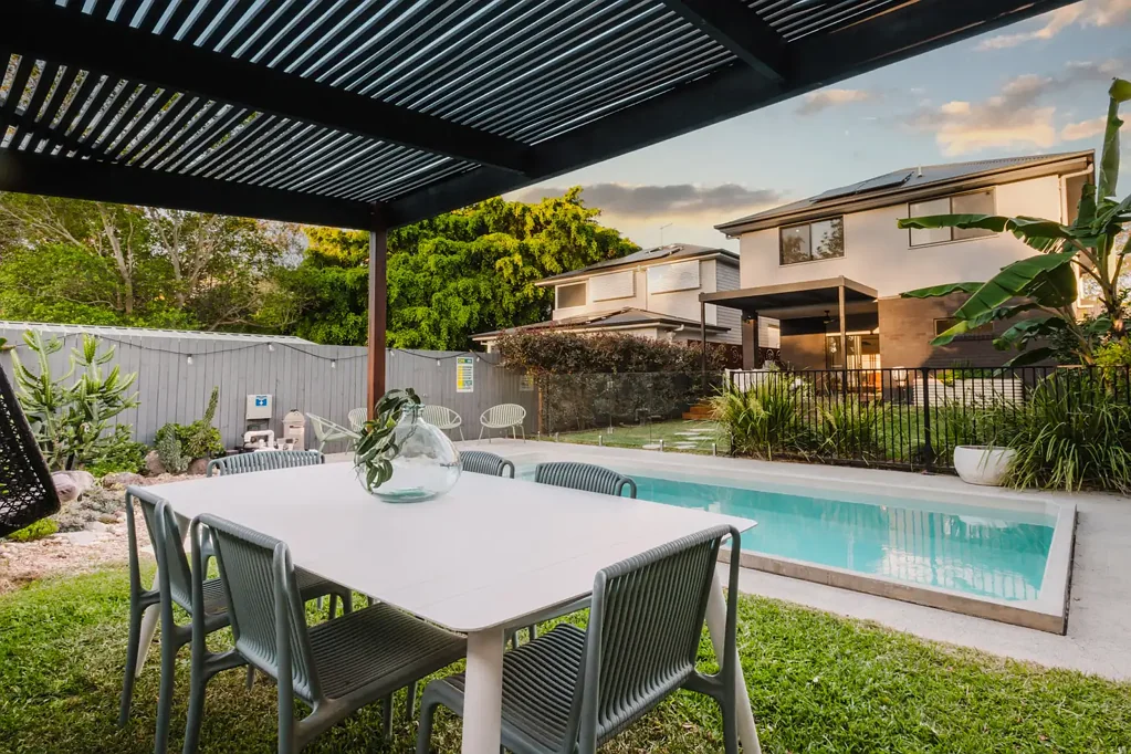 Enoggera 4Kwarto SELLING this Saturday