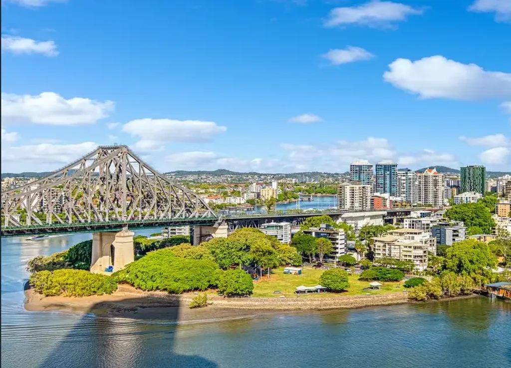 Fully Furnished | New Carpets | Amazing River Views @ Skyline