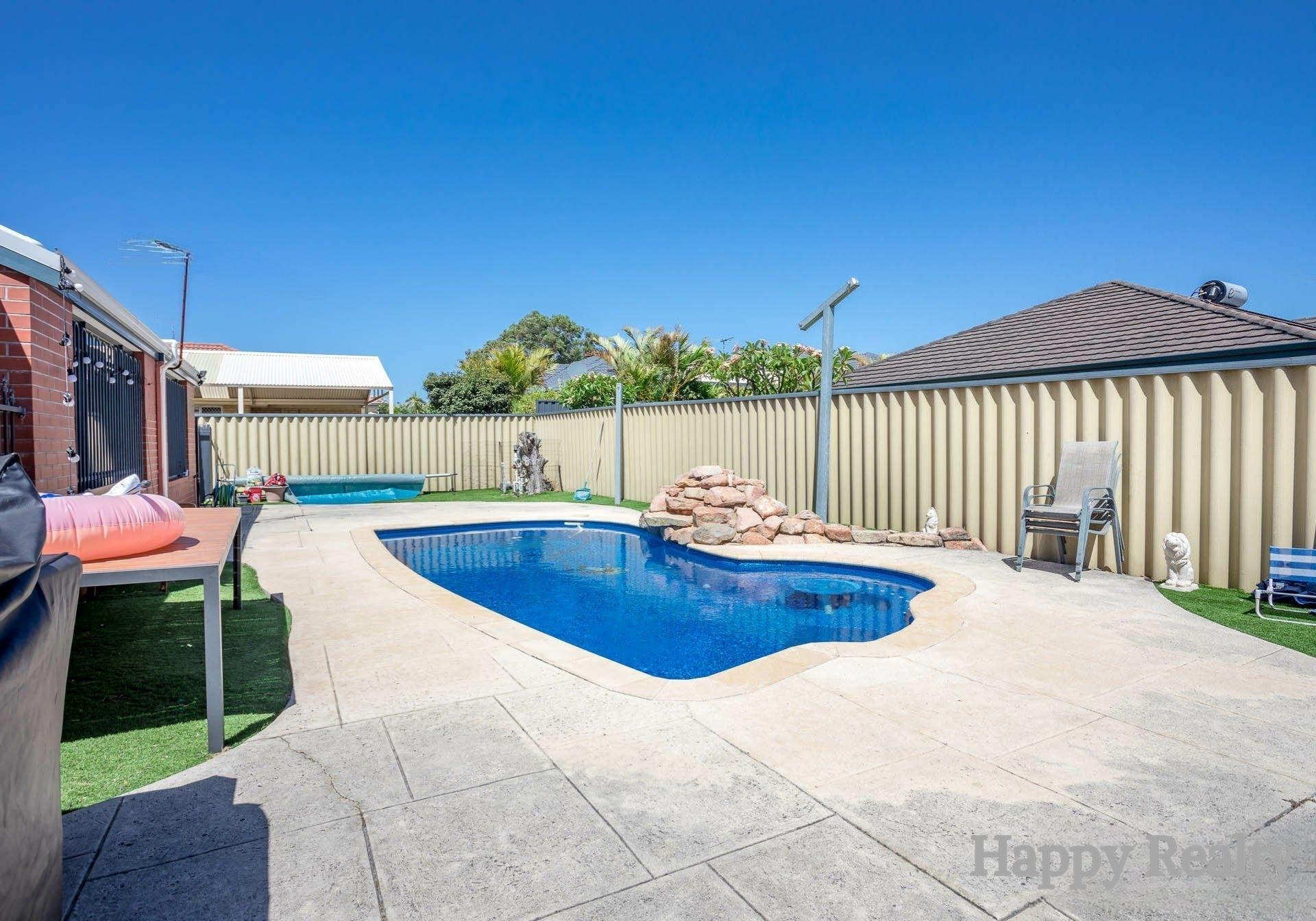 8 BRESSINGHAM ST, CANNING VALE WA 6155, 0 Kuwarto, 0 Banyo, House