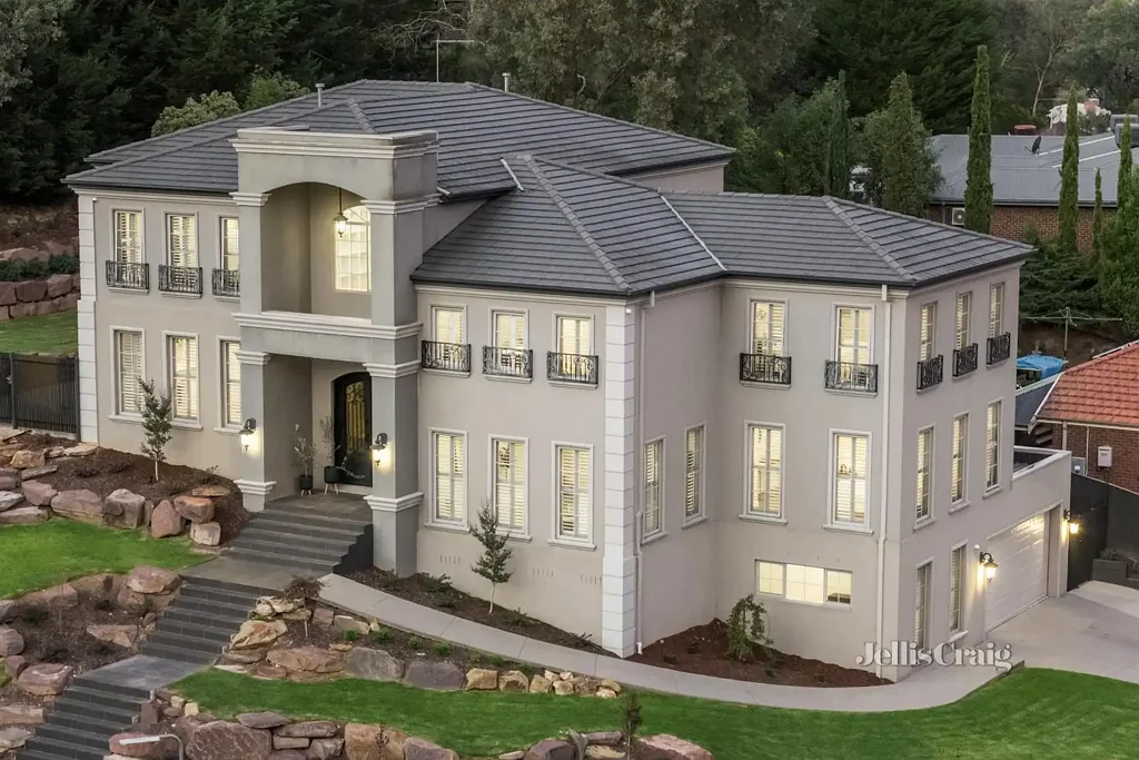 3 Glen Gully Road, Eltham North, VIC 3095