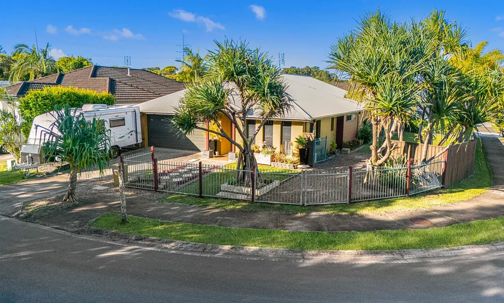 17 Barwon Crescent, Sippy Downs, QLD 4556