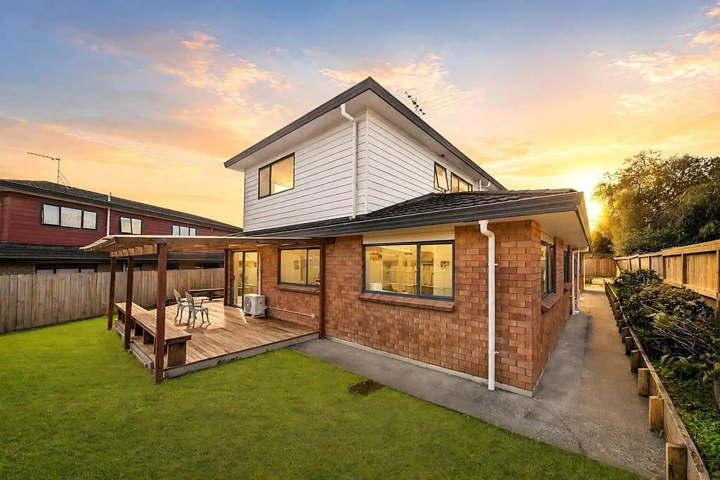 Botany Downs 4房  Family Haven in Quiet Botany Downs Cul-de-Sac