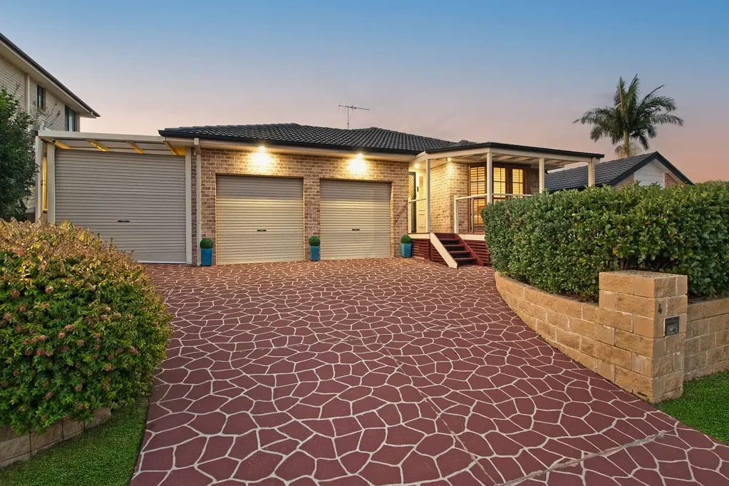 4 Matlock Place, Glenwood, NSW 2768
