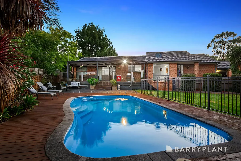 1 Norvel Road, Ferntree Gully, VIC 3156