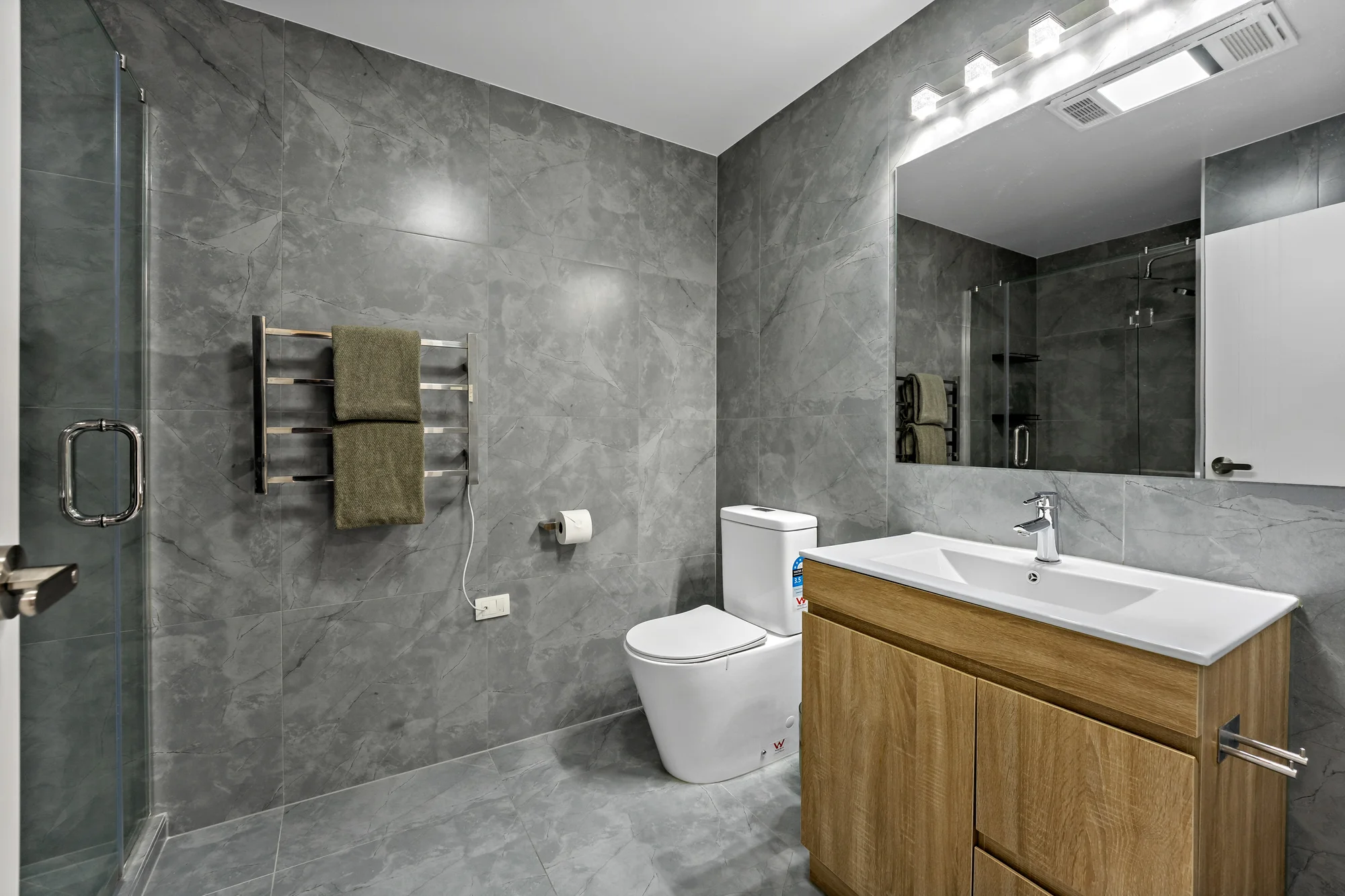 8 Paina Crescent, Massey, photo 17
