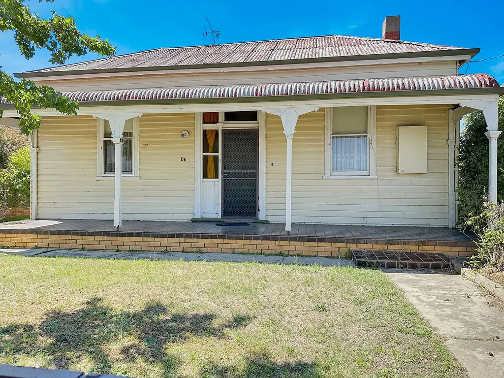 Maryborough 4ห้องนอน VICTORIAN GEM IN PRIME CENTRAL LOCATION – IDEAL FOR RENOVATION OR DEVELOPMENT