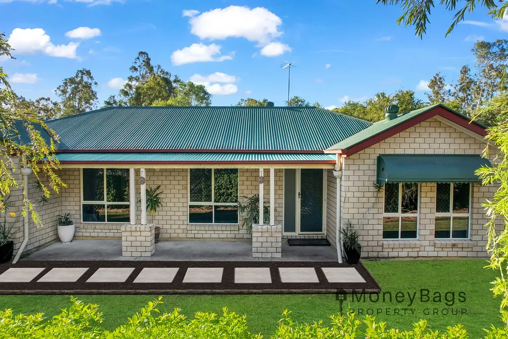 Mundoolun 4Habitaciones Culdesac location, peaceful and renovated living/kitchen areas.