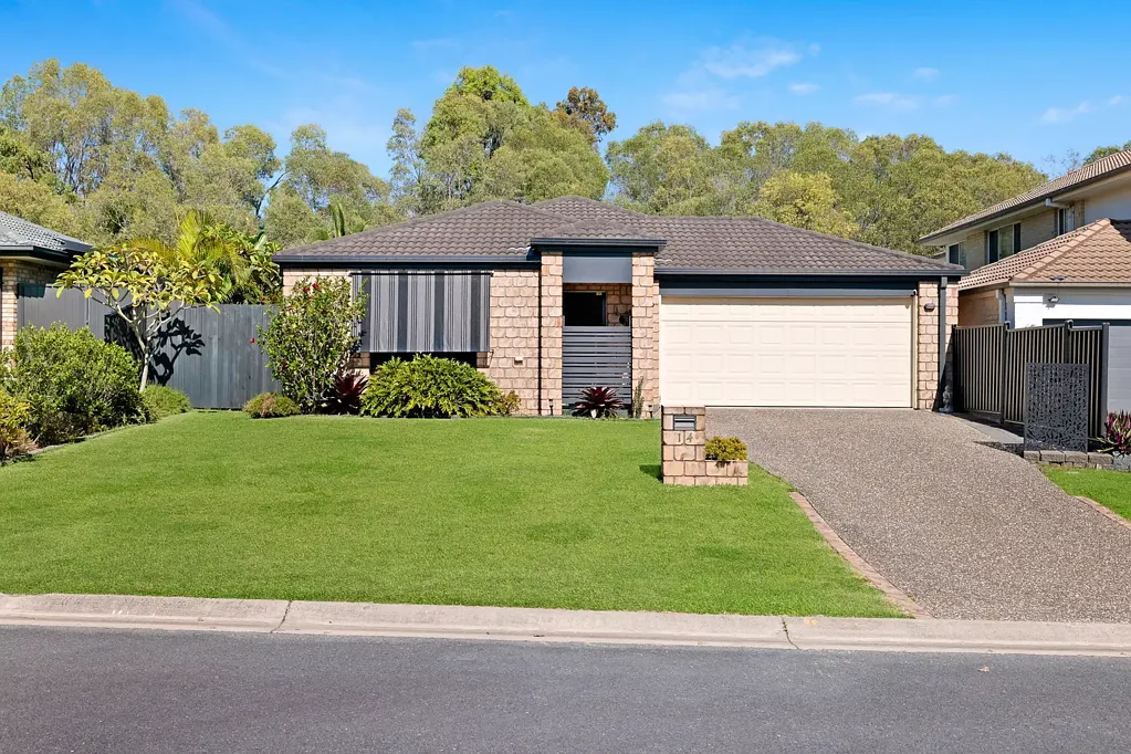14 Elimbah Street, Pacific Pines, QLD 4211