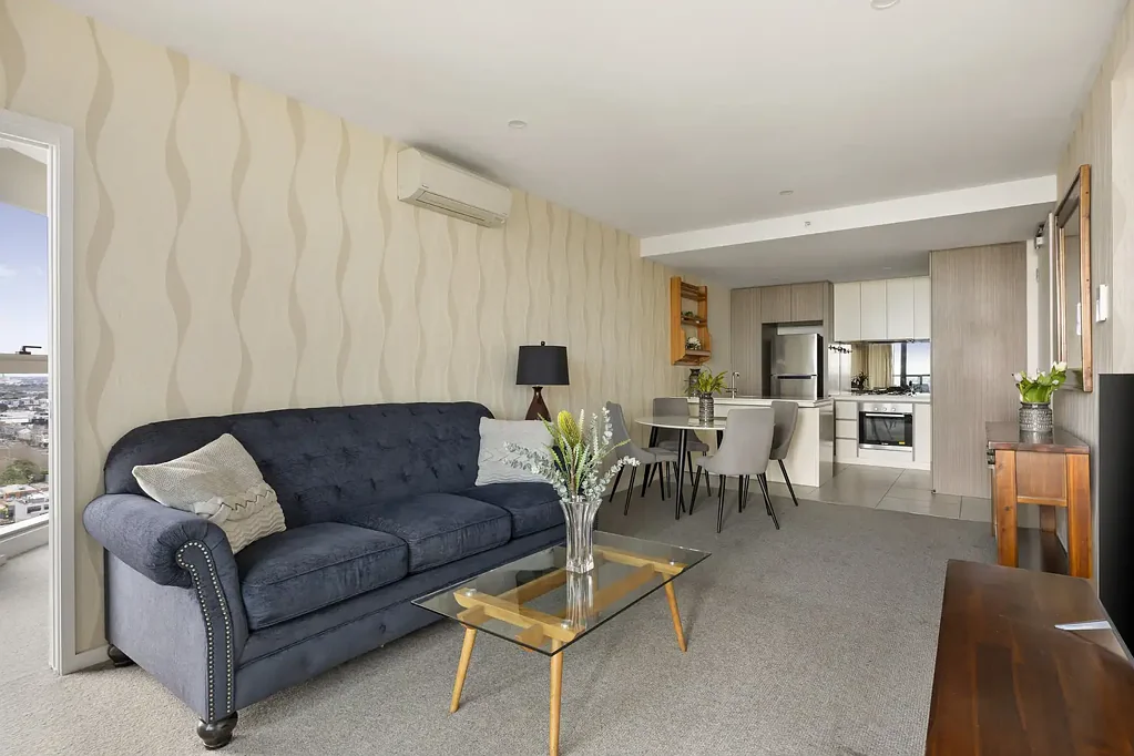 Southbank 2Moenga Prestige, Panorama & Position in Premier Lifestyle Precinct