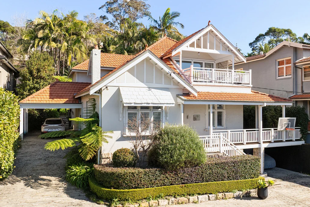 Mosman 5कमरा Architectural Elegance with Harbour Views and an Unrivalled Mosman Lifestyle