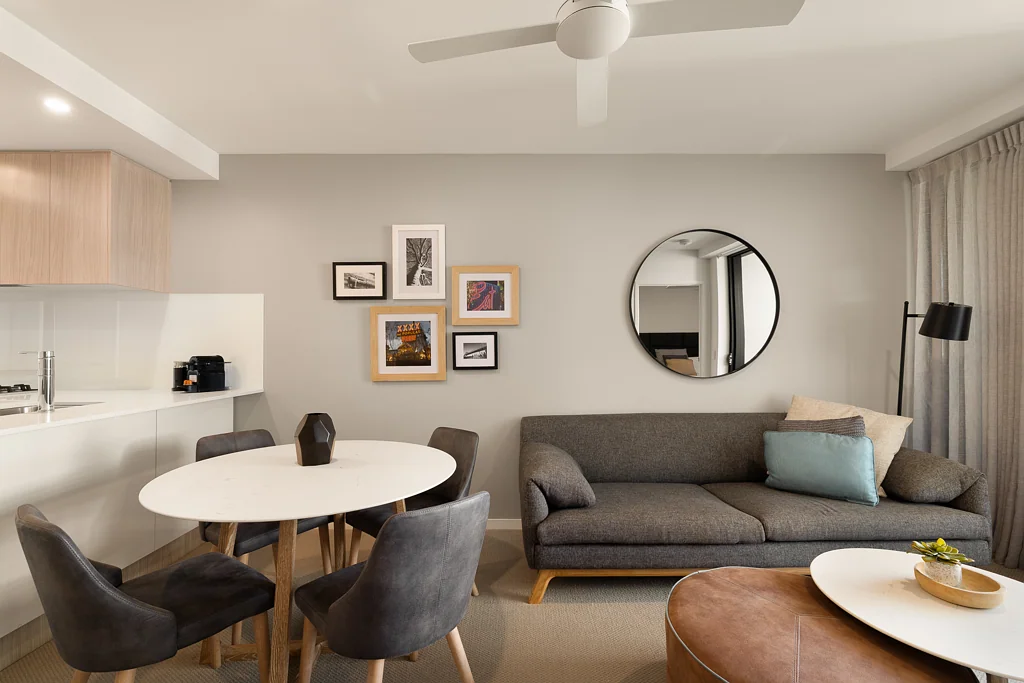 Hamilton 1 Bedroom Modern Living in the Heart of Hamilton's Lifestyle Precinct
