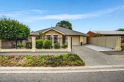6 Churchill Road, Victor Harbor