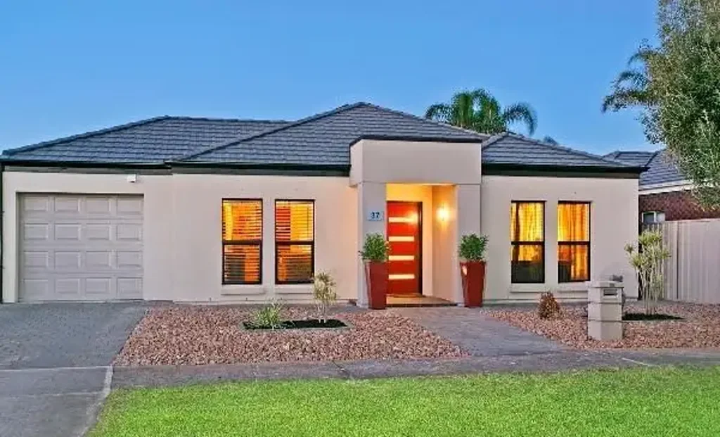 Semaphore Park 3 Bedroom Easy Living in Semaphore