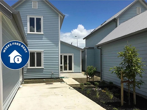 One weeks free rent!!