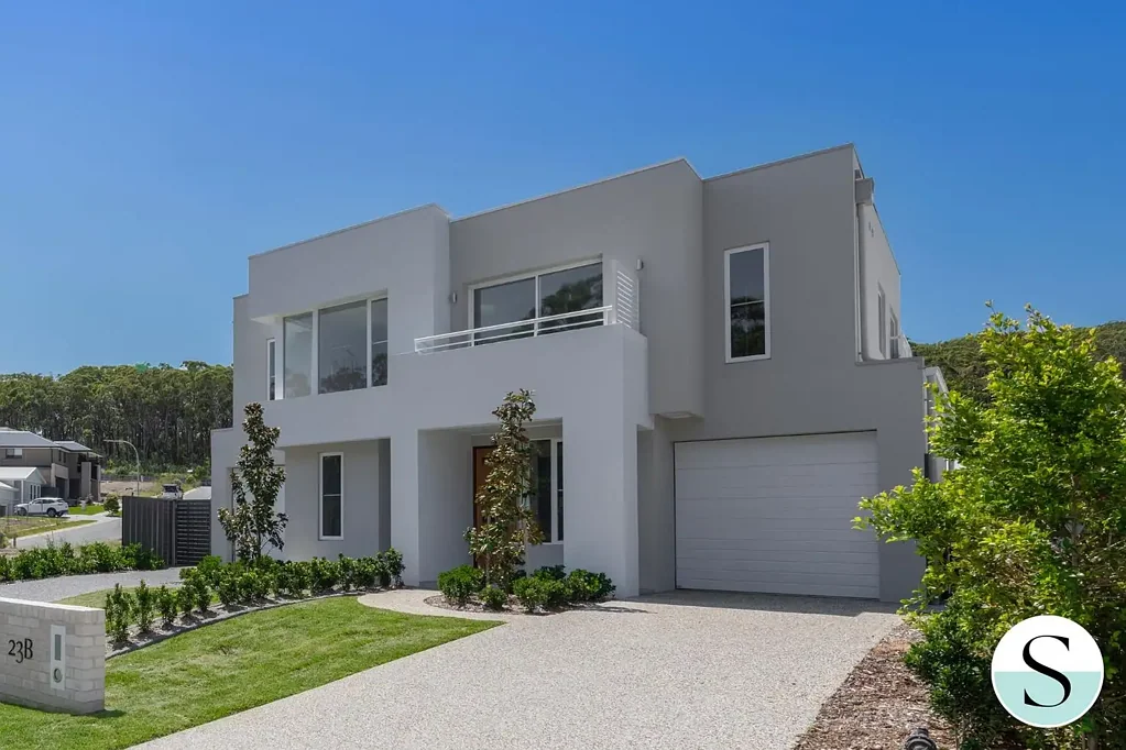 Brand New Coastal Luxury I Flexible Family Living