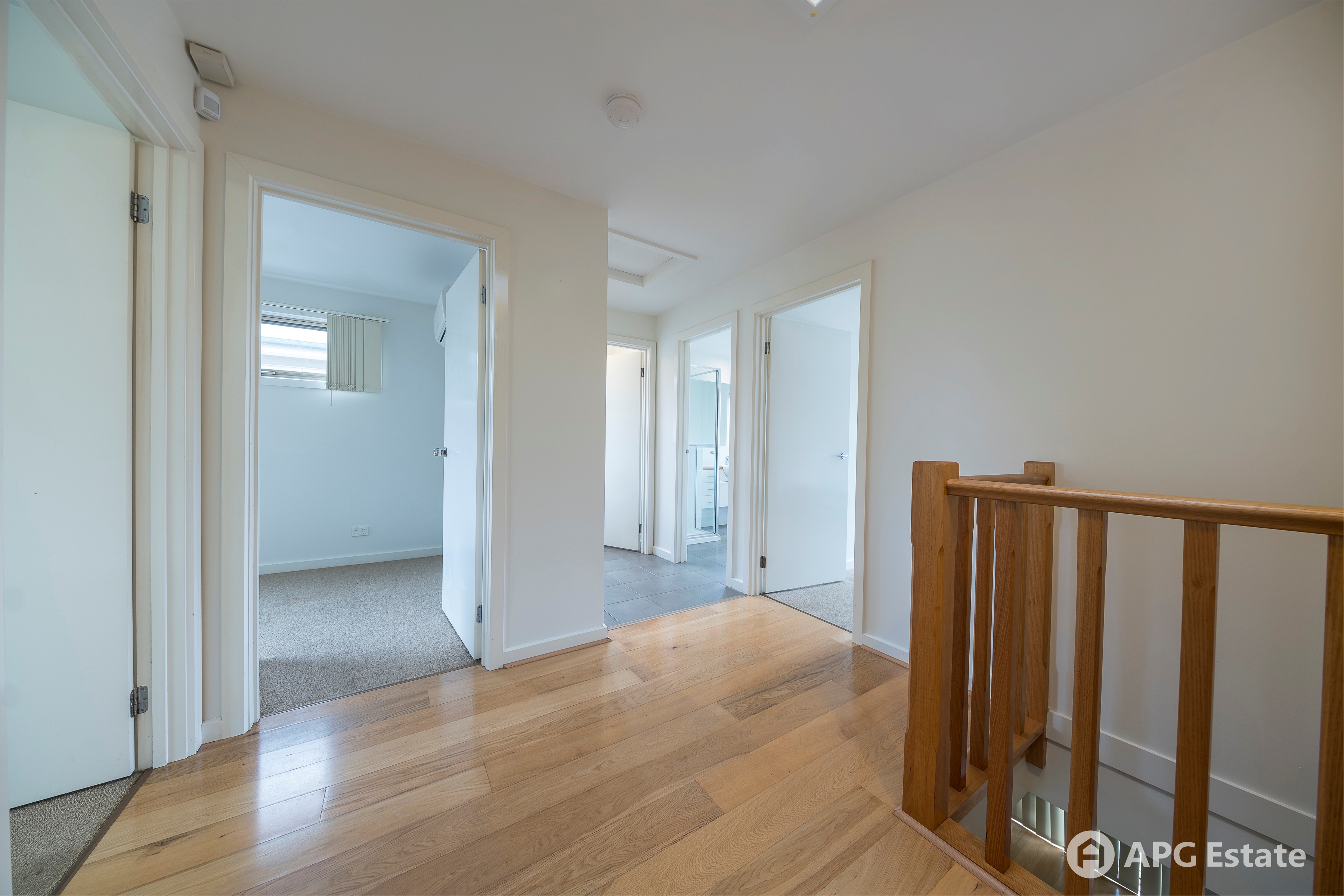 98 ORMOND RD, CLAYTON VIC 3168, 0房, 0浴, Townhouse