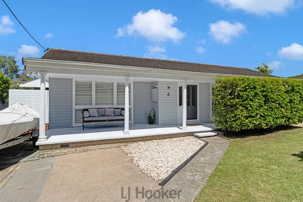 4 Field Avenue, Toronto, NSW 2283