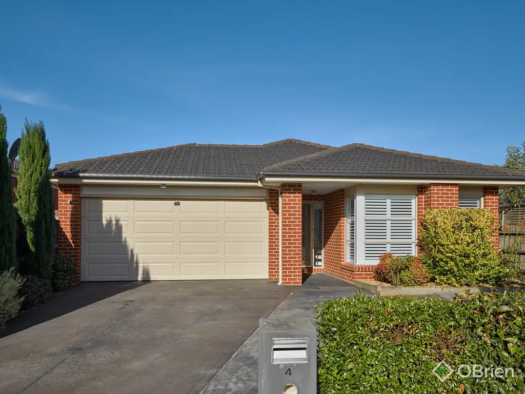 4 Rivendale Crescent, Drouin, VIC 3818