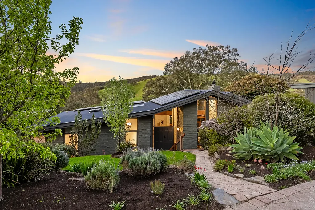 Greenhill 4Habitaciones Rewrite the rulebook; a Hills original on a whole new level…