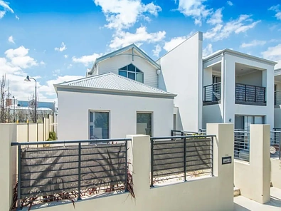 Clarkson 1 Bedroom EXPRESS SALE & READY TO MOVE IN DEC 26