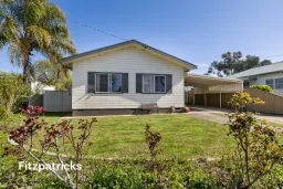 10 Paull Street, Kooringal