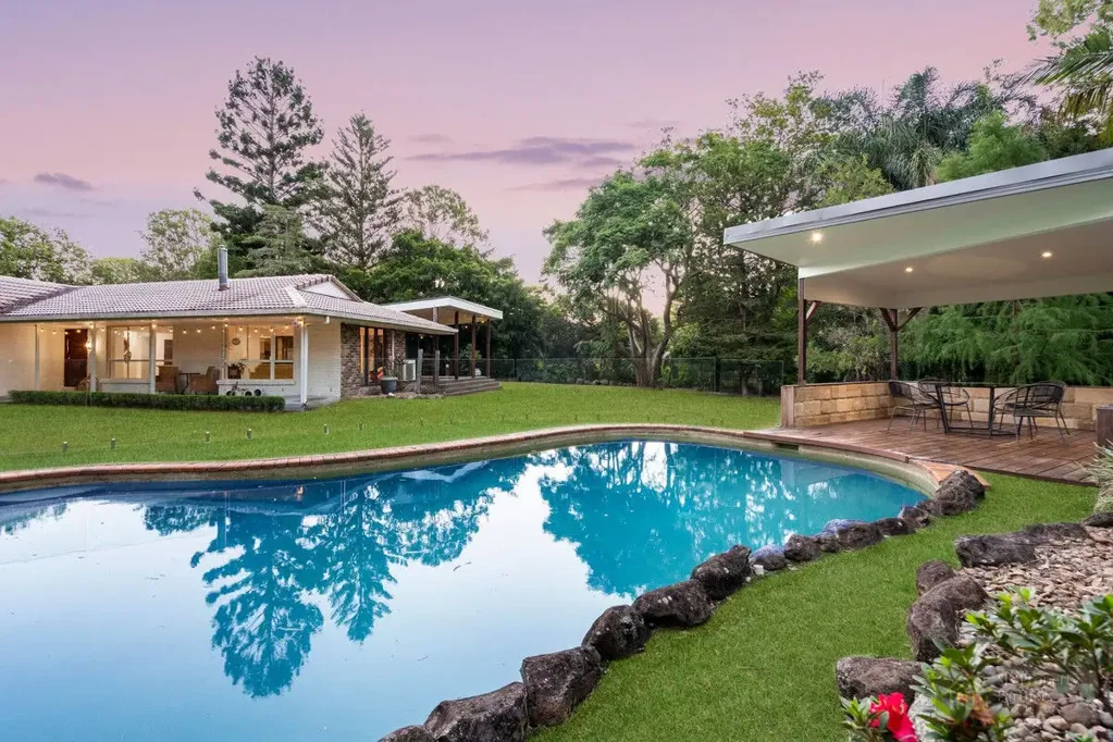 Tamborine 4Kwarto Horse-Friendly Haven with Creek, Granny Flat & Space to Thrive