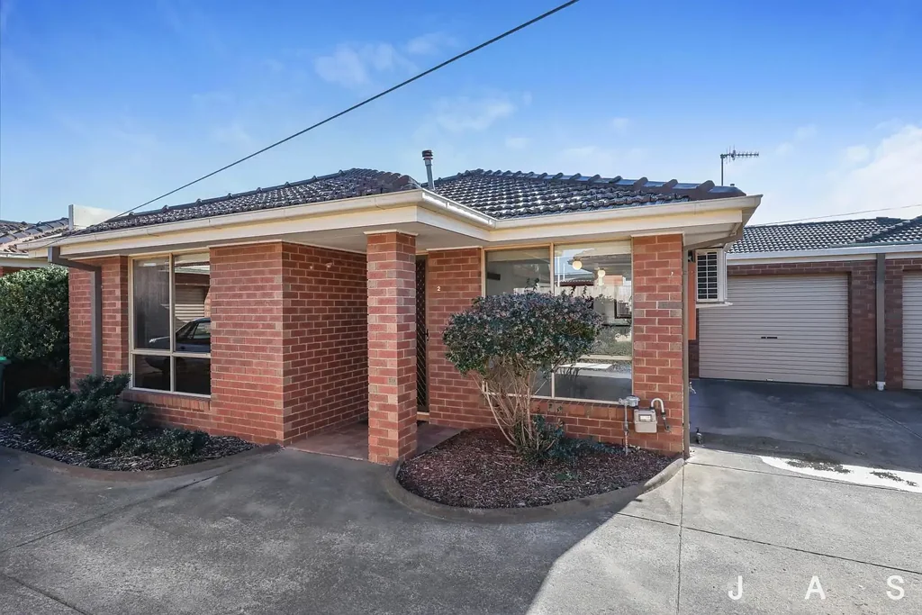 Low-Maintenance Living!