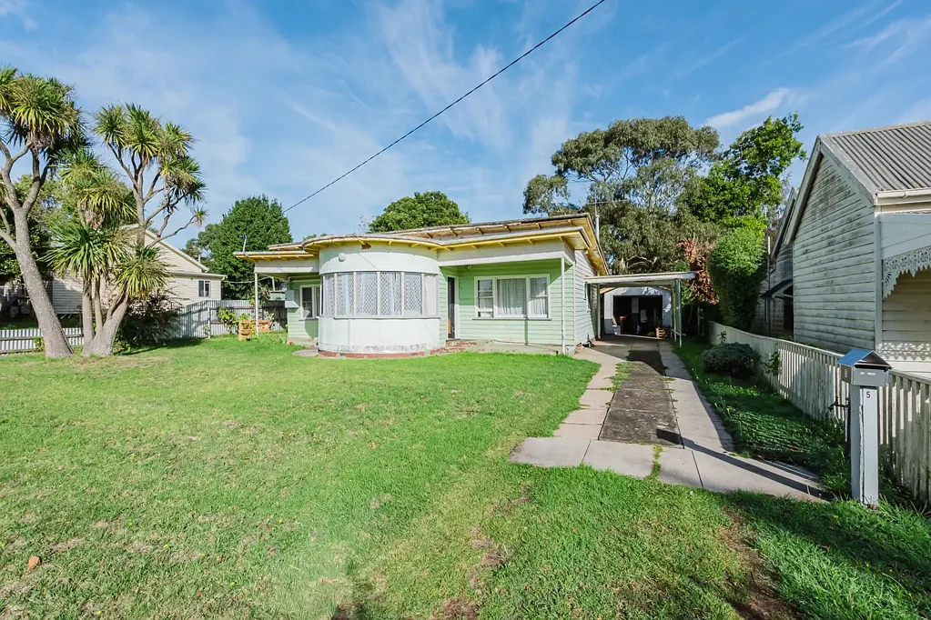 Terang 3房  Perfectly positioned entry level property.