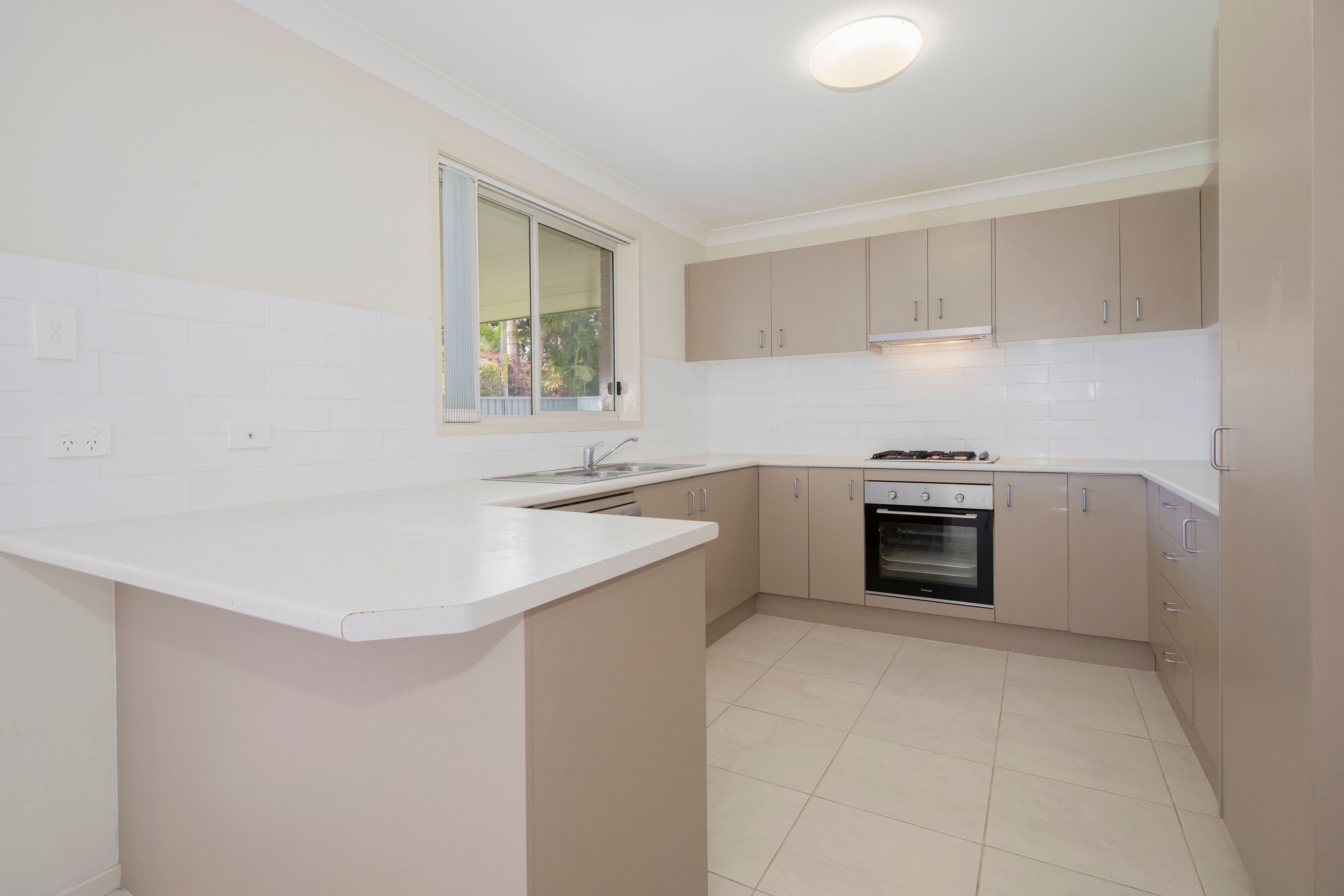 4 HONEYMYRTLE ST, THORNTON NSW 2322, 0 રૂમ, 0 બાથરૂમ, House