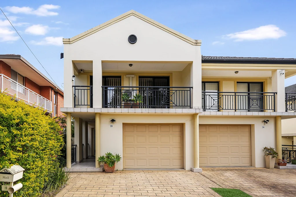 39 Clevedon Road, Hurstville, NSW 2220