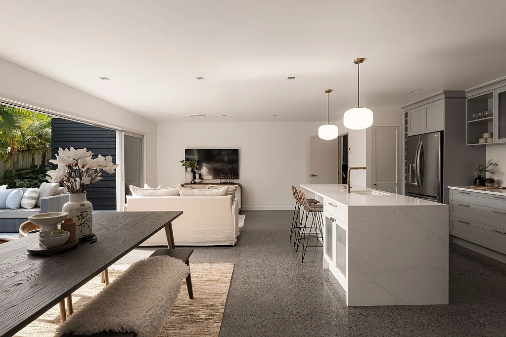 Pyes Pa 4房  Contemporary Lakes Living