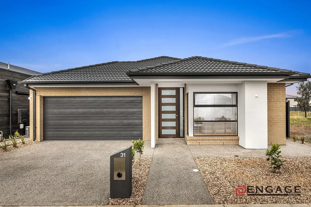 Family home with space for everyone!!!