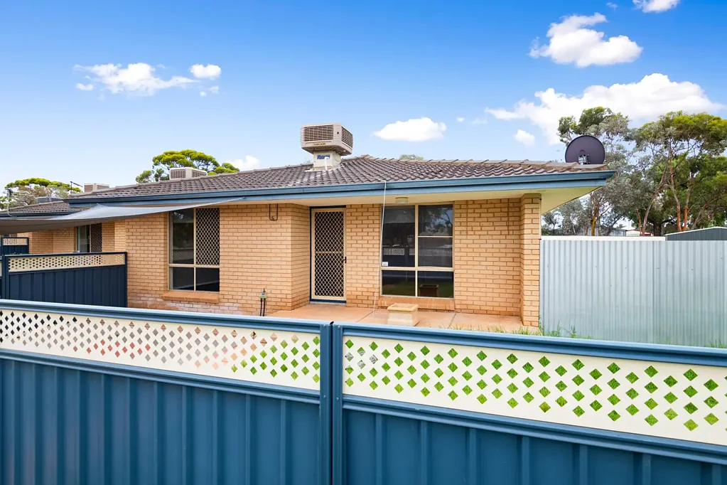 4/153 Addis Street, West Lamington, WA 6430