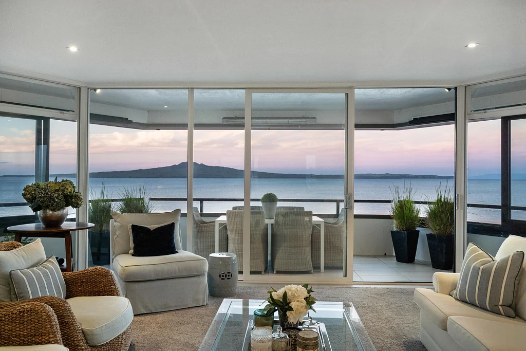 Kohimarama 3Moenga Panoramic waterfront/ outstanding value $3,295,000