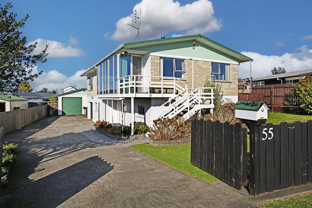 Waiuku 3Habitaciones Duel Living & Large Garage