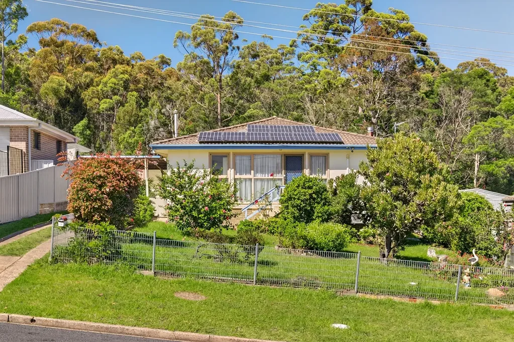 10 Banks Street, Eden, NSW 2551